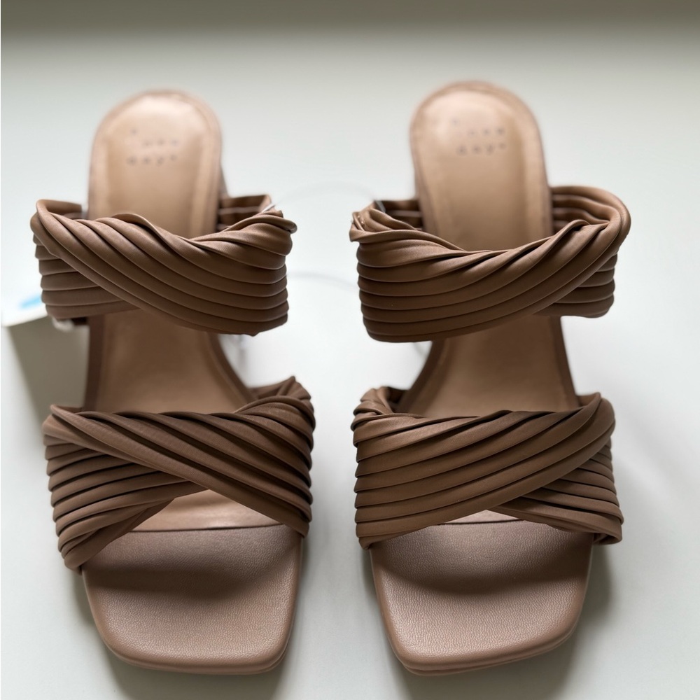 Target - A New Day Brown Block Heels (NWT)